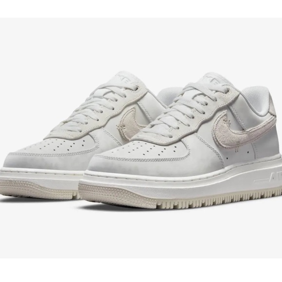 Nike Air Force 1 Low Luxe Pearl White - Picture 1 of 9